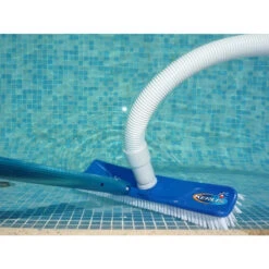 Balai Arrondi 41 Cm Pour Aspirateur De Piscine Kerlis -Piscine Magasin 14021 balai 41 cm aspirateur piscine kerlis 2