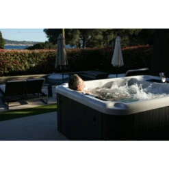 Spa Rigide Acrylique Bestway 3 Places -Piscine Magasin 17530 spa rigide acrylique bestway 3 places ambiance bulles