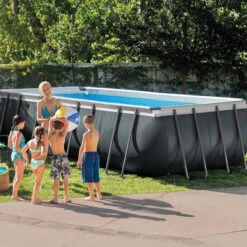 Piscine Tubulaire Intex Ultra XTR 5,49 X 2,74 X 1,32 M -Piscine Magasin 26356gn piscine tubulaire intex ultra xtr 549 274 132 famille