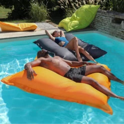 Pouf Géant Extérieur Flottant Colorfun - Orange Tropcial -Piscine Magasin 3700301149862 poolbag lagos 130x170cm orange tropical 7
