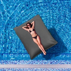 Pouf Géant Extérieur Flottant Colorfun - Gris Flipper -Piscine Magasin colorfun cotton wood gris ambiance