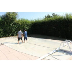 Couverture De Sécurité 4 Saisons Cov'Top - Piscine Entre 2 X 4 M Et 2,5 X 5 M - Beige 13 Couverture De Sécurité 4 Saisons Cov'Top - Piscine Entre 2 X 4 M Et 2,5 X 5 M - Beige -Piscine Magasin covt20x04msd couverture 4 saisons cov top beige poolco 5 1