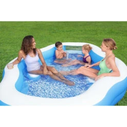 Piscine Gonflable Bestway Splash View Avec Sièges Et Hublot 16 Piscine Gonflable Bestway Splash View Avec Sièges Et Hublot -Piscine Magasin piscine splash view bestway ambiance 2